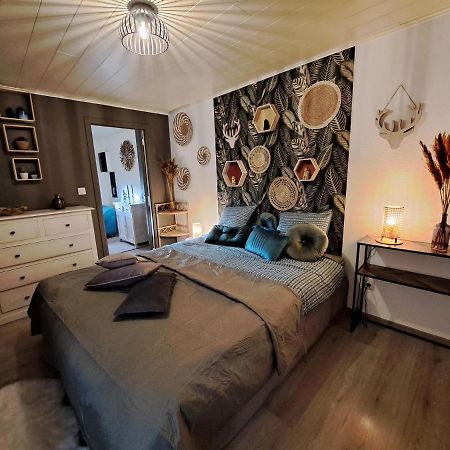 Apartamento Aux Champs Des Cloches Houffalize Exterior foto